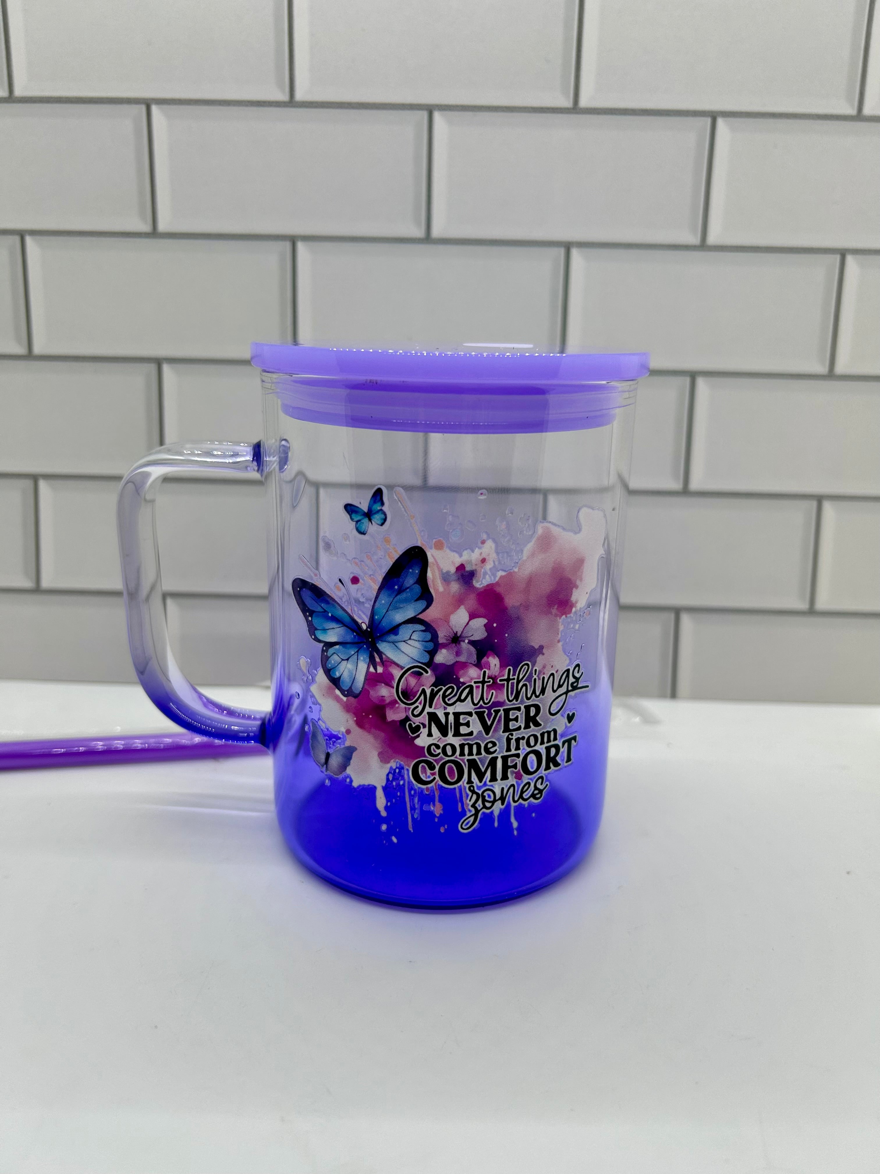 Mug isotherme en verre dégradé 470 ml, violet avec motif papillons