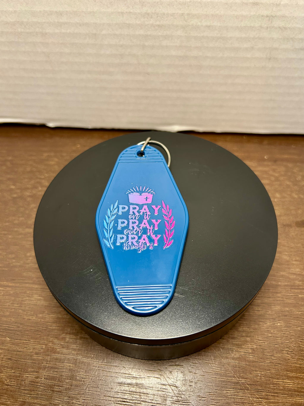 Porte-clés de motel de style rétro avec motif