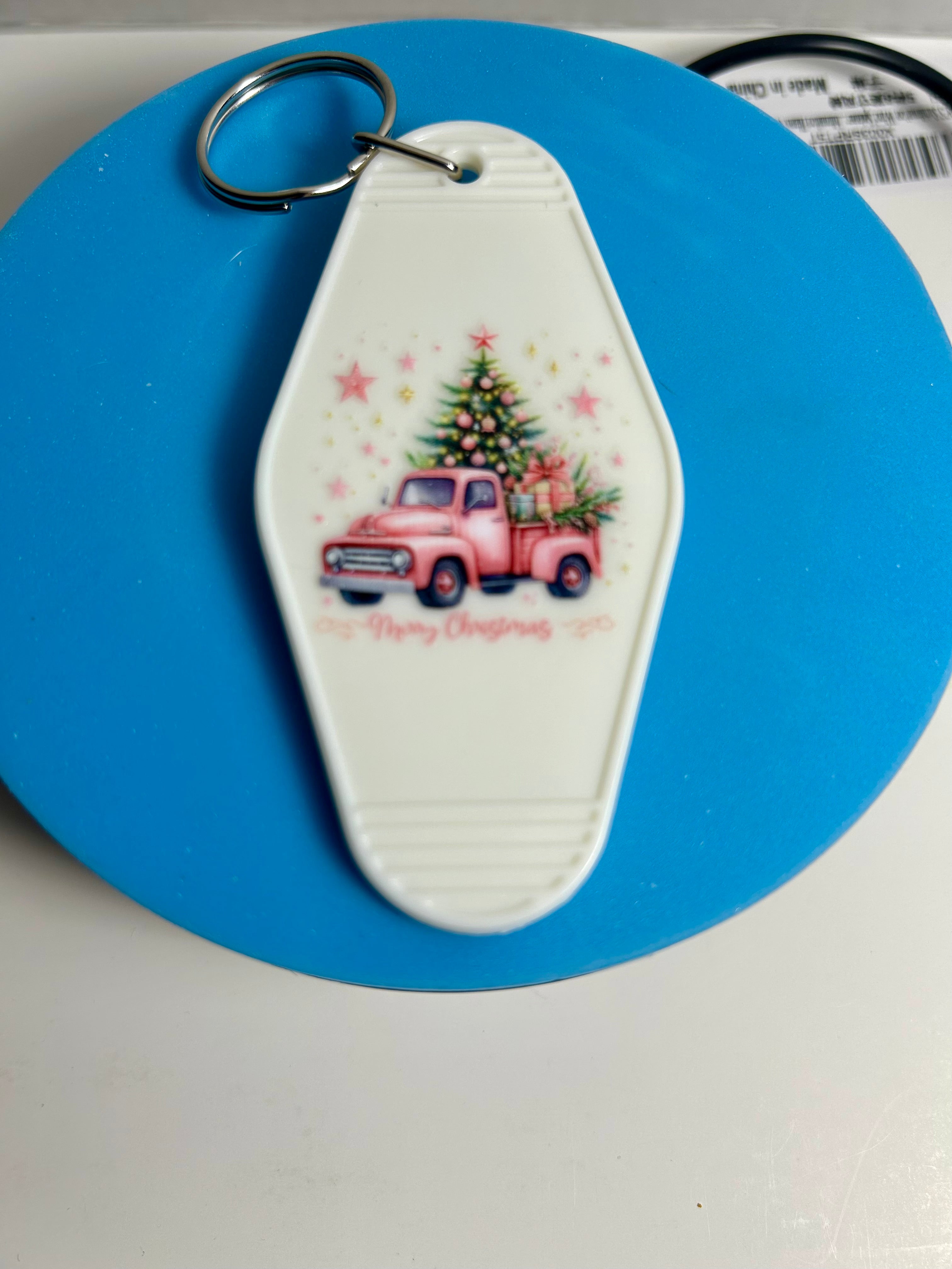 Retro Style Motel Keychain With Christmas Design