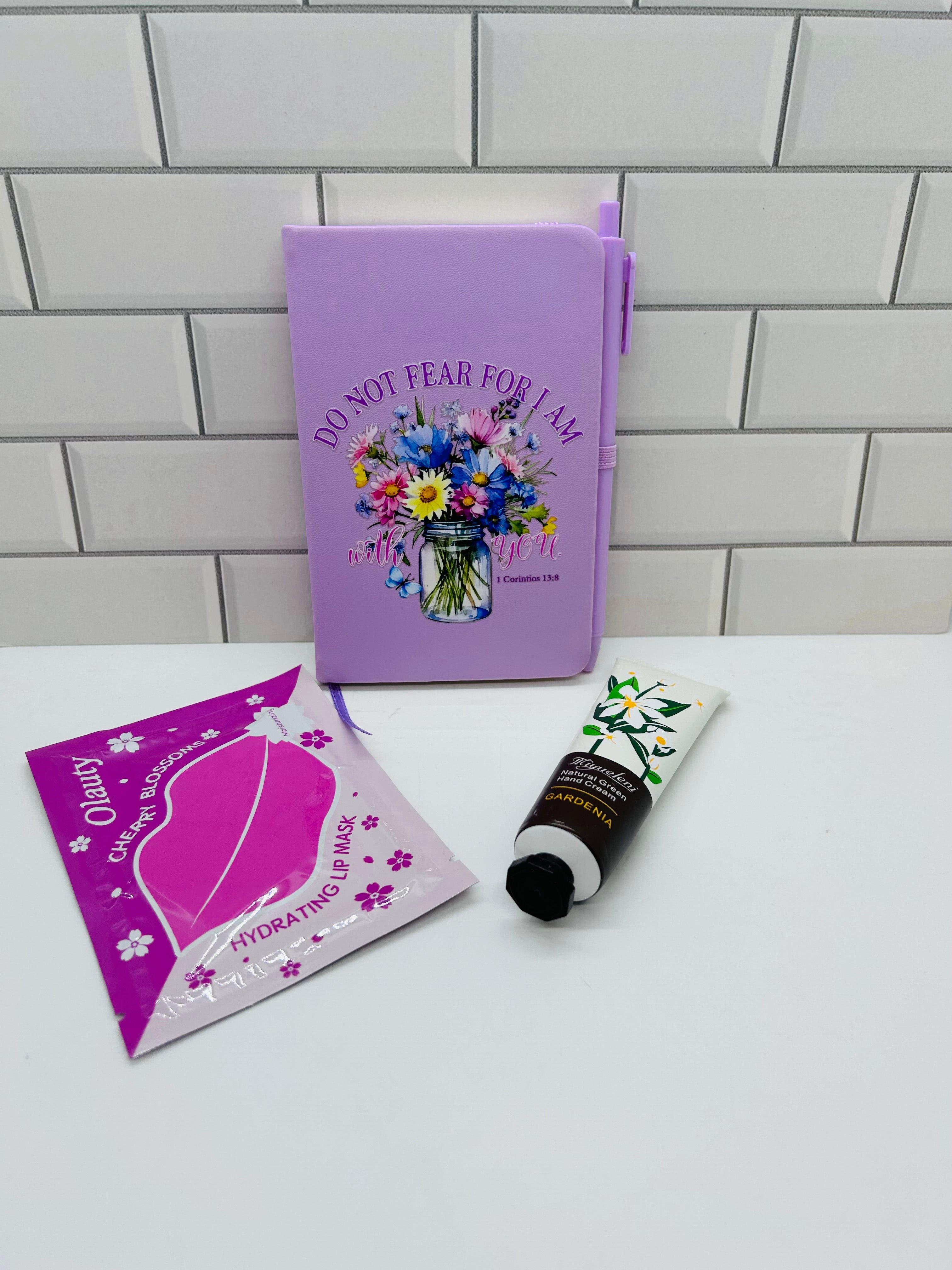 Carnet A6 Petit Modèle – Violet avec Motif Inspiration