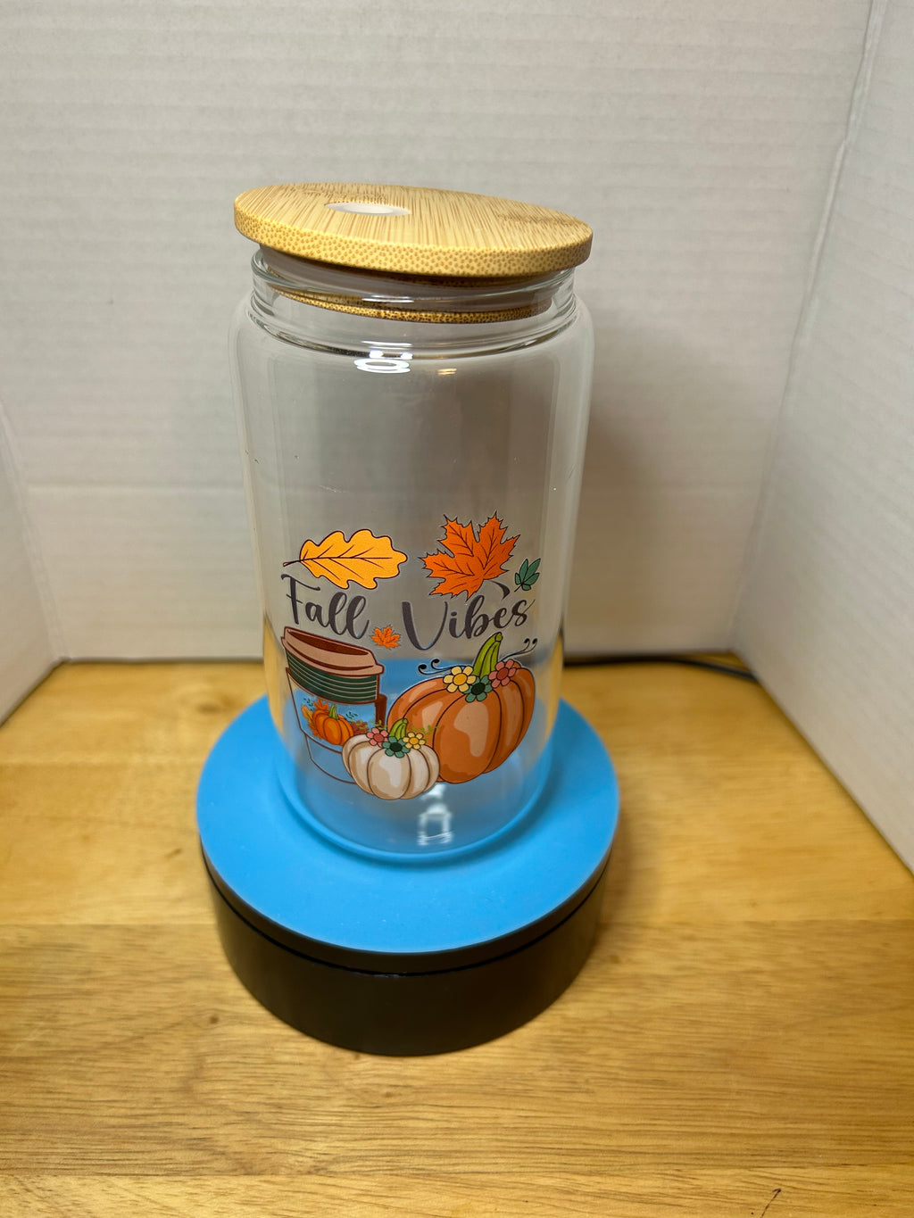 Gobelet en verre de 47 cl avec couvercle en bambou orné d'un magnifique motif, livré avec une paille en métal et une brosse de nettoyage