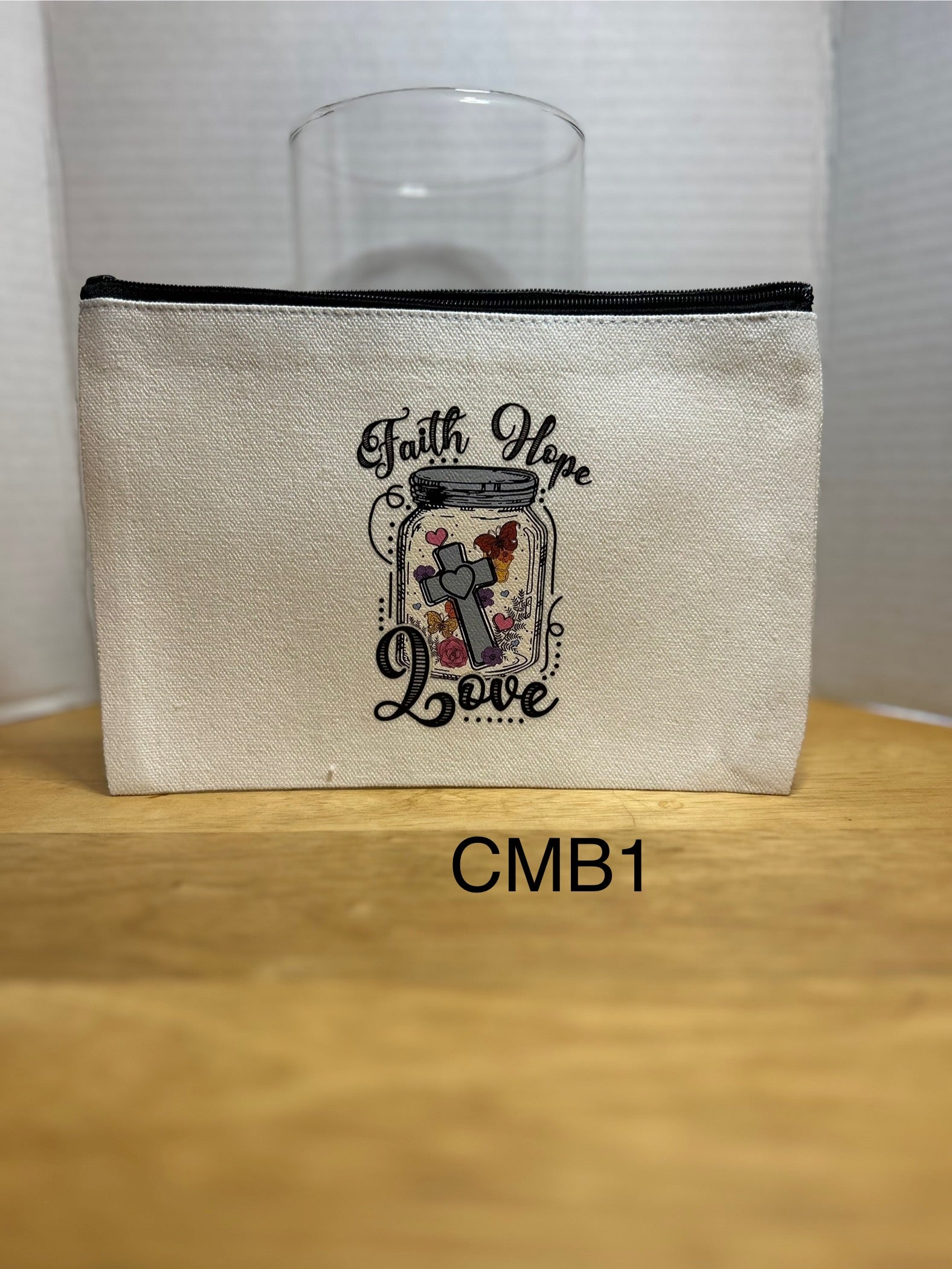 Canvas Makeup Bag Featuring A Beautiful Design, 5.7 inches x 7.9 inches