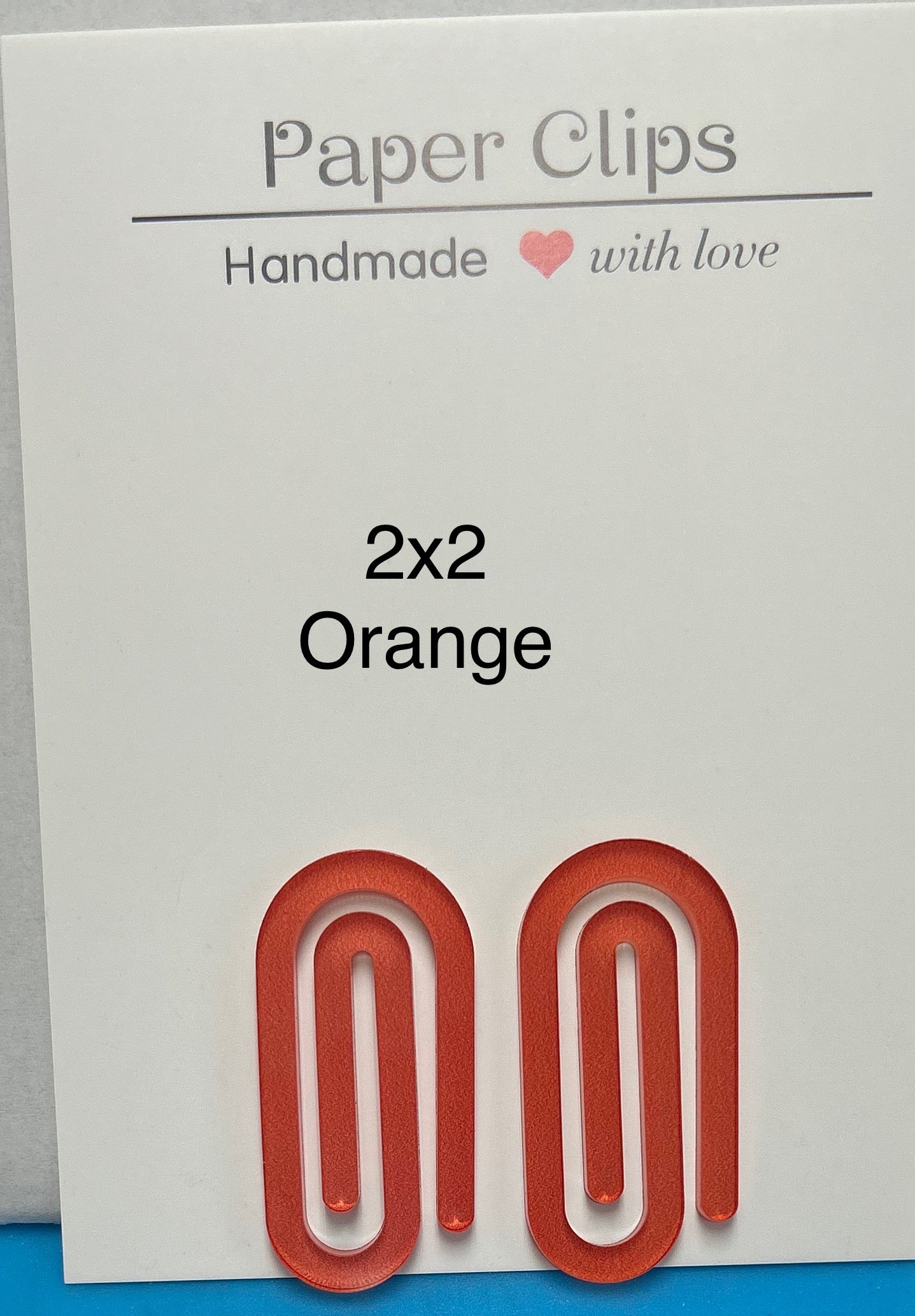 Acrylic 2inx2in small paper clip with beautiful design