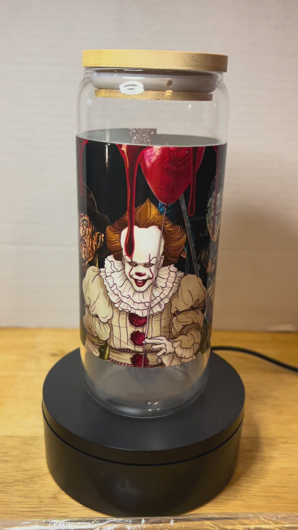 Gobelet en verre de 20 oz avec couvercle en bambou et paille en verre sur le thème effrayant d'Halloween