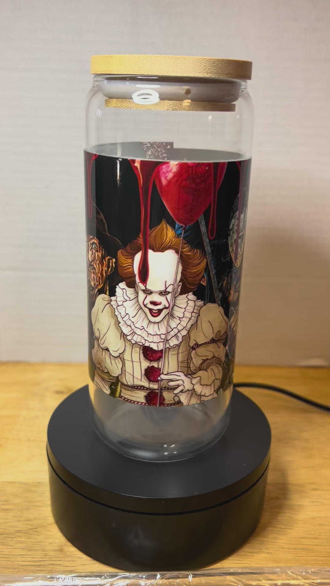 Gobelet en verre de 20 oz avec couvercle en bambou et paille en verre sur le thème effrayant d'Halloween