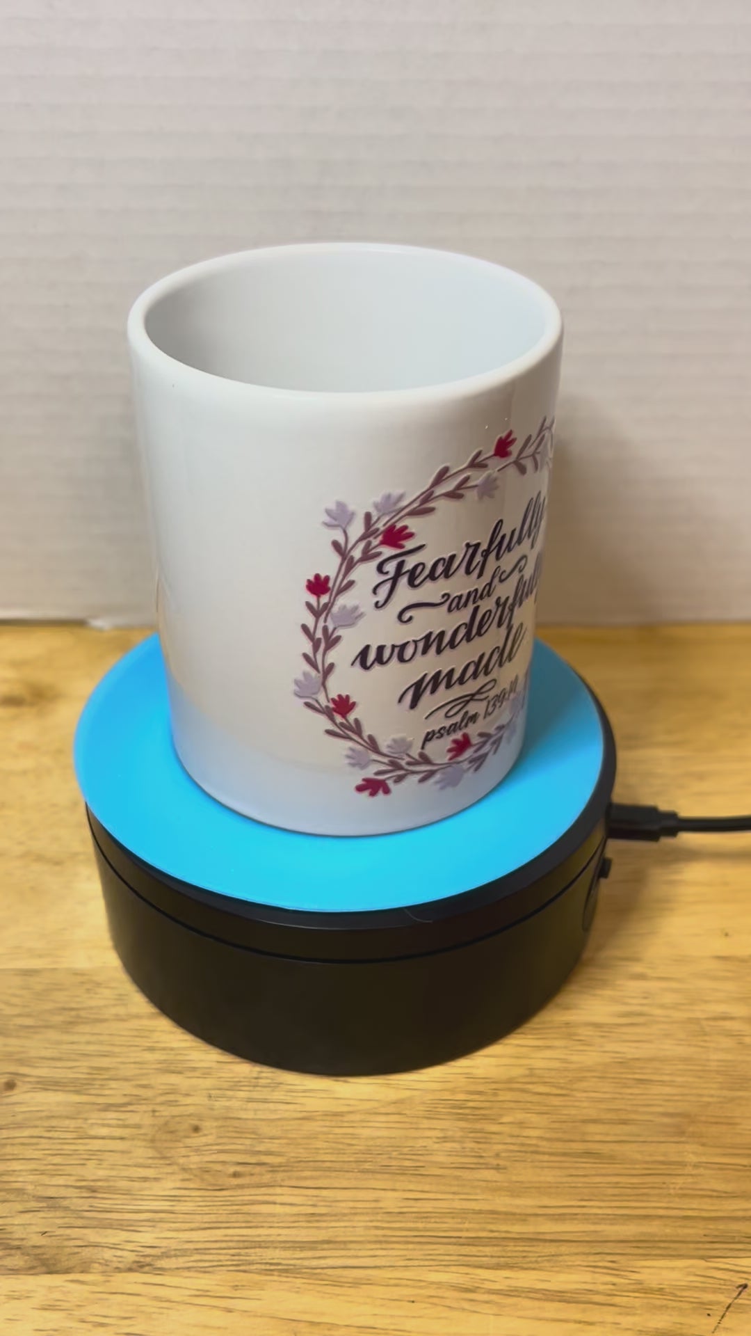 11 oz Ceramic Coffee Mug featuring a Beautiful Design, Right Hand Sided Handle