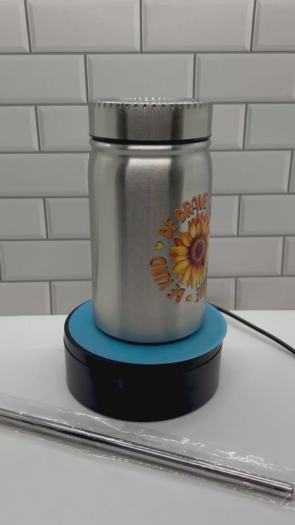 Gobelet de 500 ml en métal avec motif tournesol