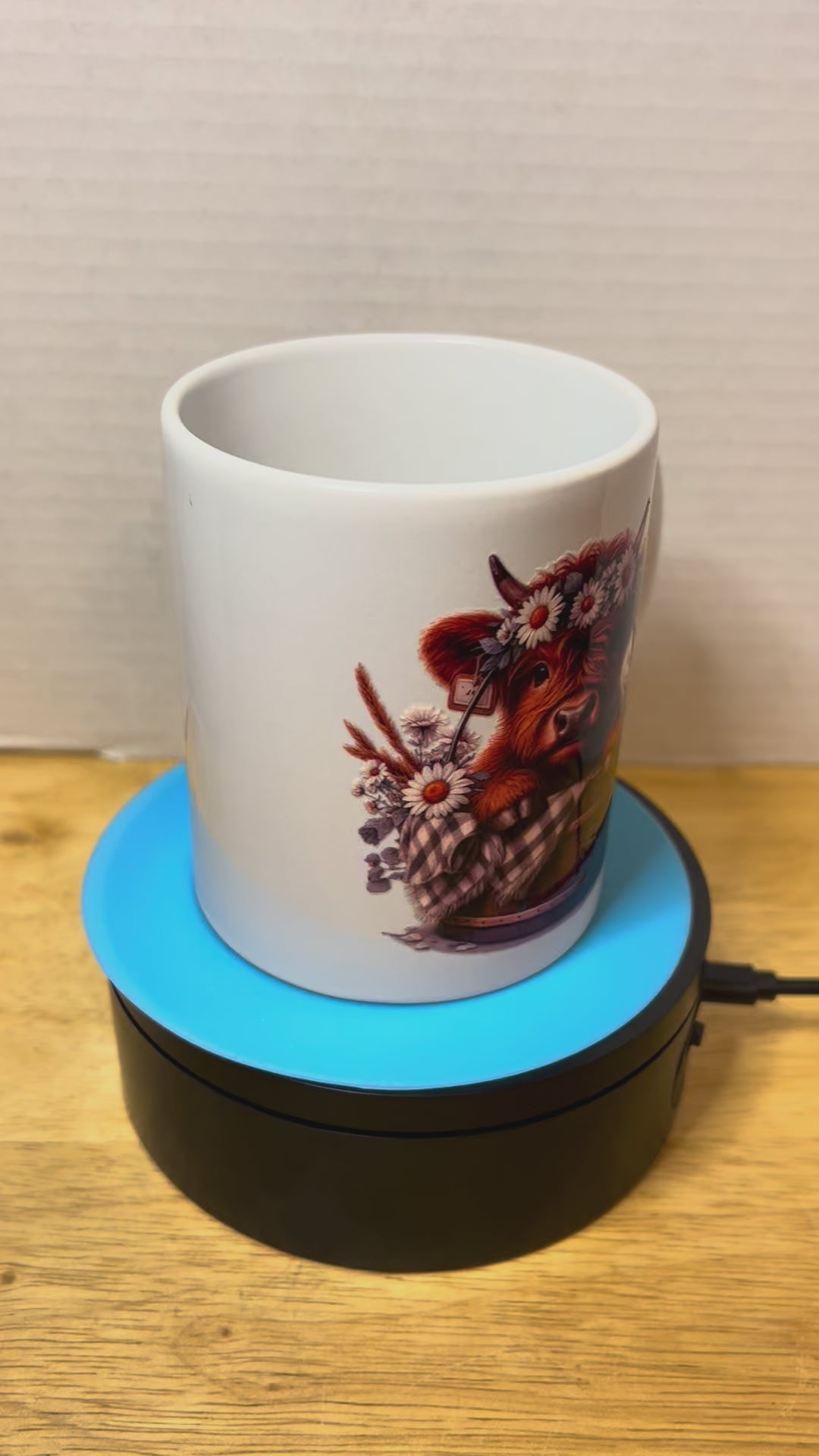 11 oz Ceramic Coffee Mug featuring a Beautiful Design, Right Hand Sided Handle