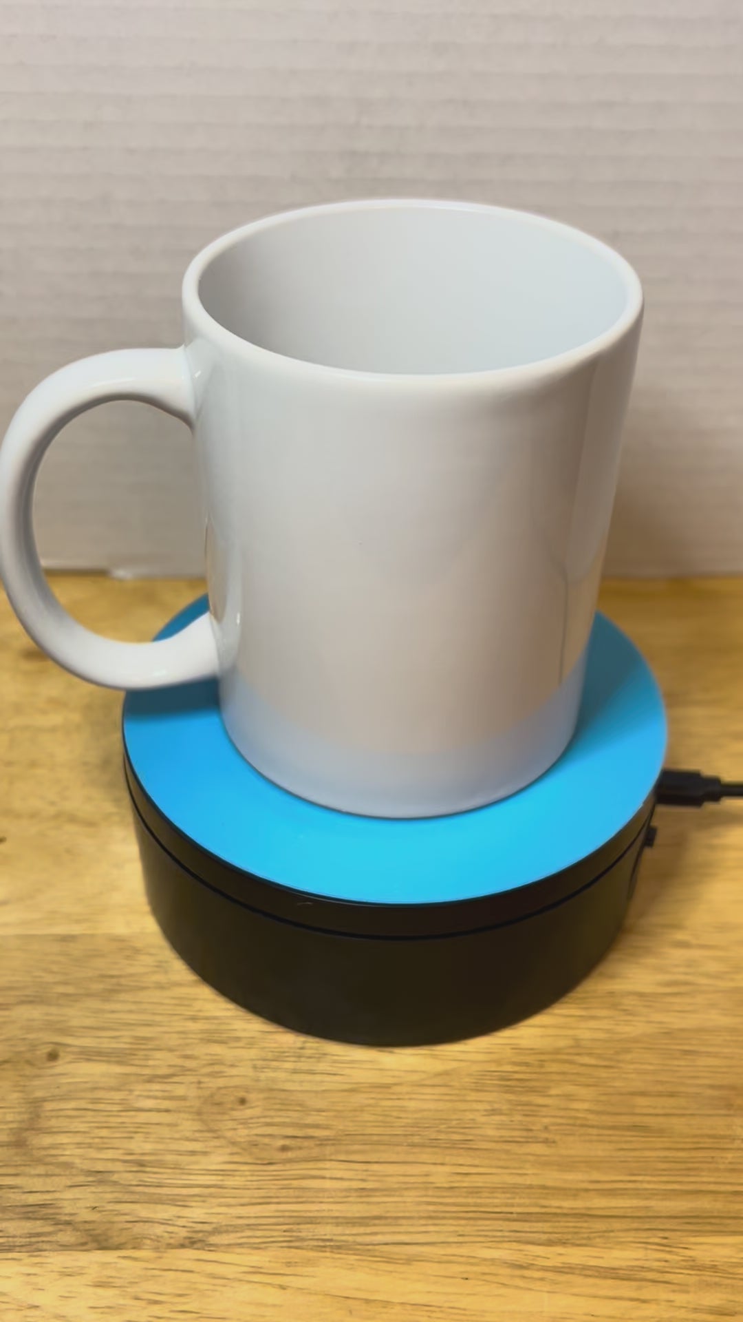 11 oz Ceramic Coffee Mug featuring a Beautiful Design, Right Hand Sided Handle